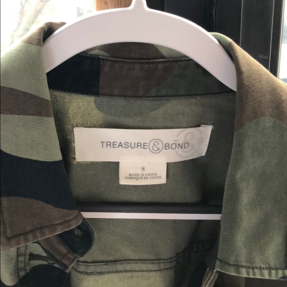 Treasure and Bond Camo Jacket Small